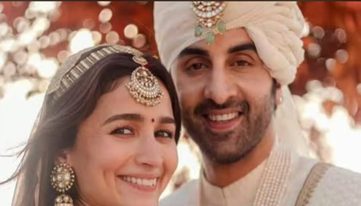 Ranbir Kapoor Alia Bhatt Love Story