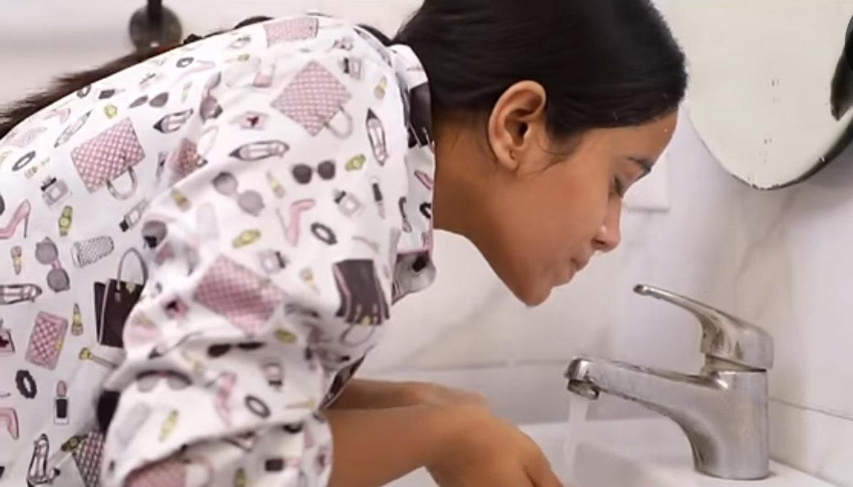 Monsoon skin care tips